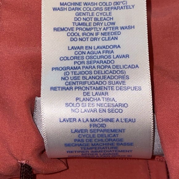 Reebok Women’s Full Zip Pink Hooded Windbreaker - Picture 4 of 4